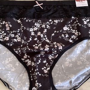 Cacique High-Leg Brief Panty